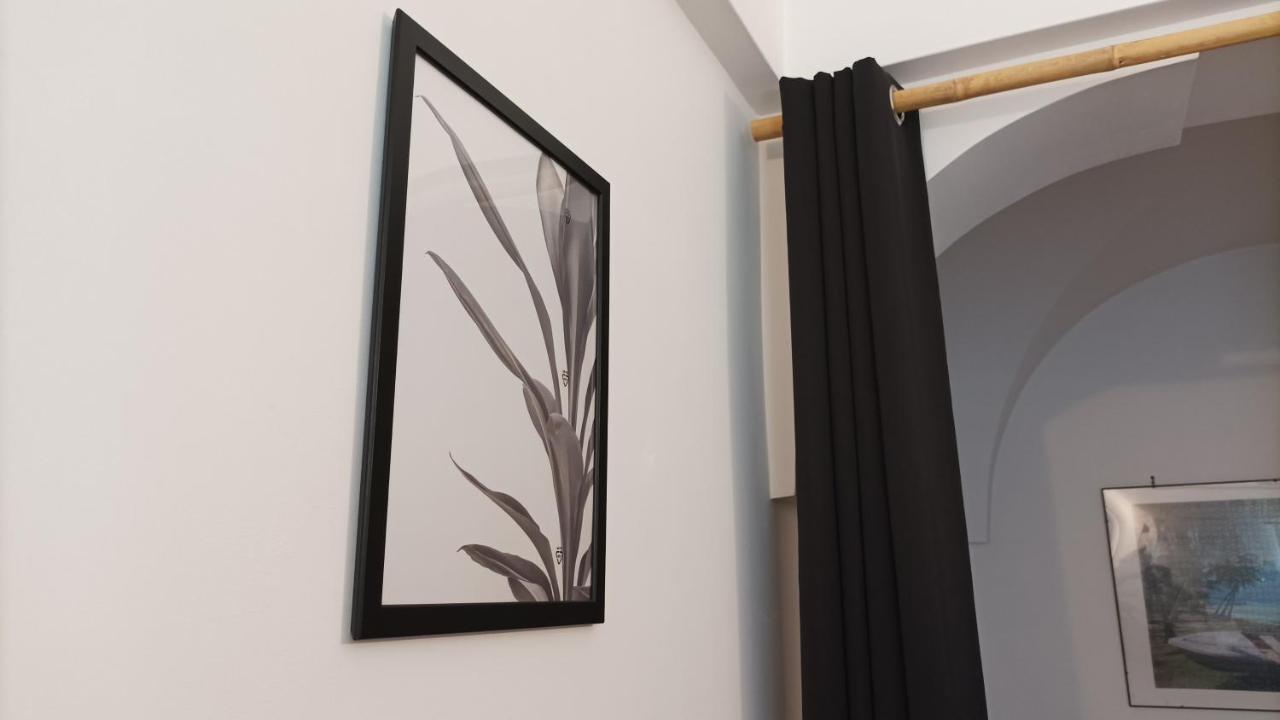 Miniecocasa Ottocentesca In Zona Free-Parking Ed Ecoclimatizzata Villa Ostuni Bagian luar foto