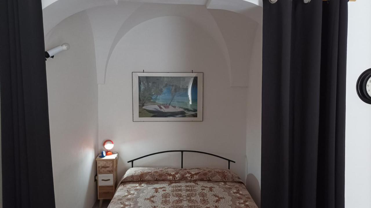 Miniecocasa Ottocentesca In Zona Free-Parking Ed Ecoclimatizzata Villa Ostuni Bagian luar foto