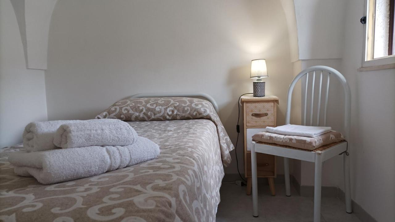 Miniecocasa Ottocentesca In Zona Free-Parking Ed Ecoclimatizzata Villa Ostuni Bagian luar foto